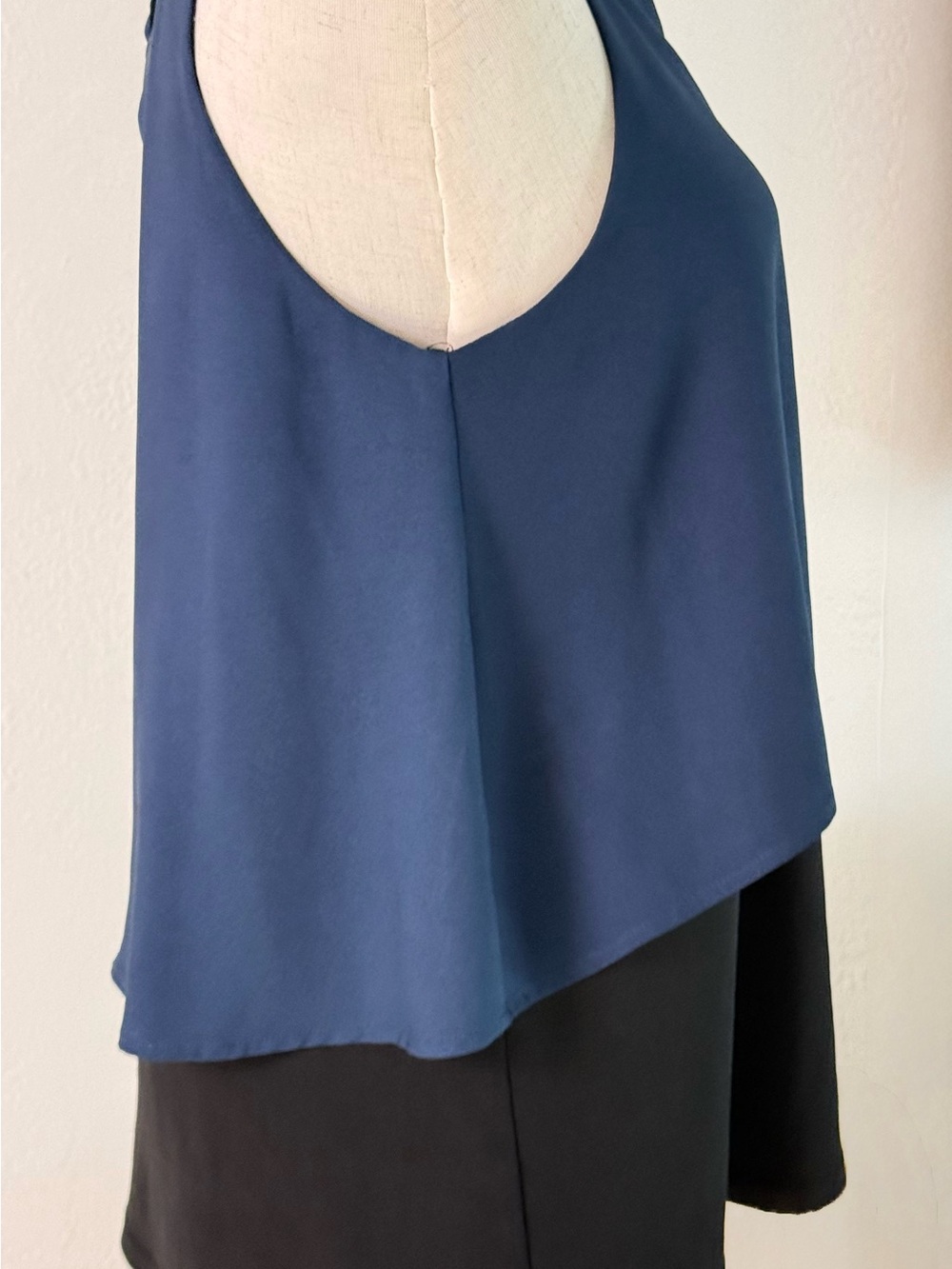 VTG Lucy & Laurel Navy and Black Layered Tank Top Sz:M Minimalist - Picture 7 of 12